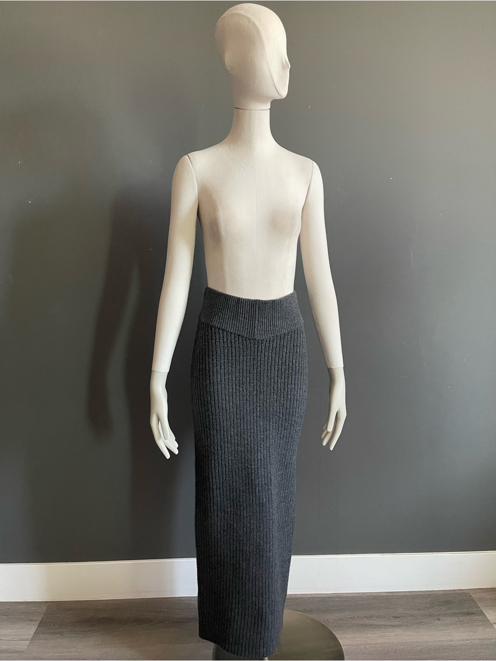 Manière De Voir Charcoal Ribbed Knit Foldover Waist Maxi Skirt L